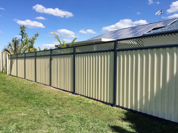 GF-Colorbond Fence-03