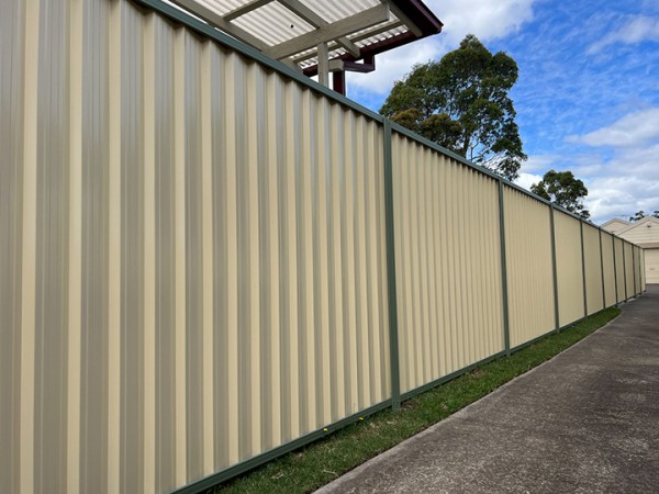 GF-Colorbond Fence-06