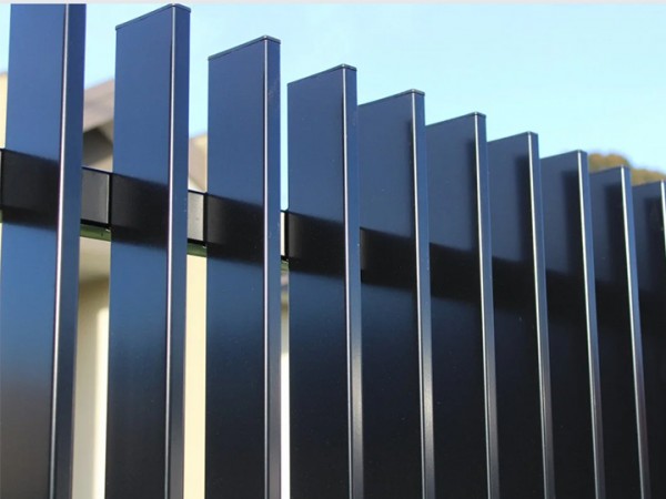 Blade Fence